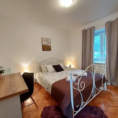Apartman Marta *