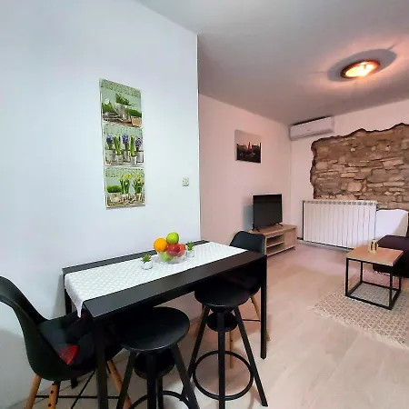 Marta Appartement *